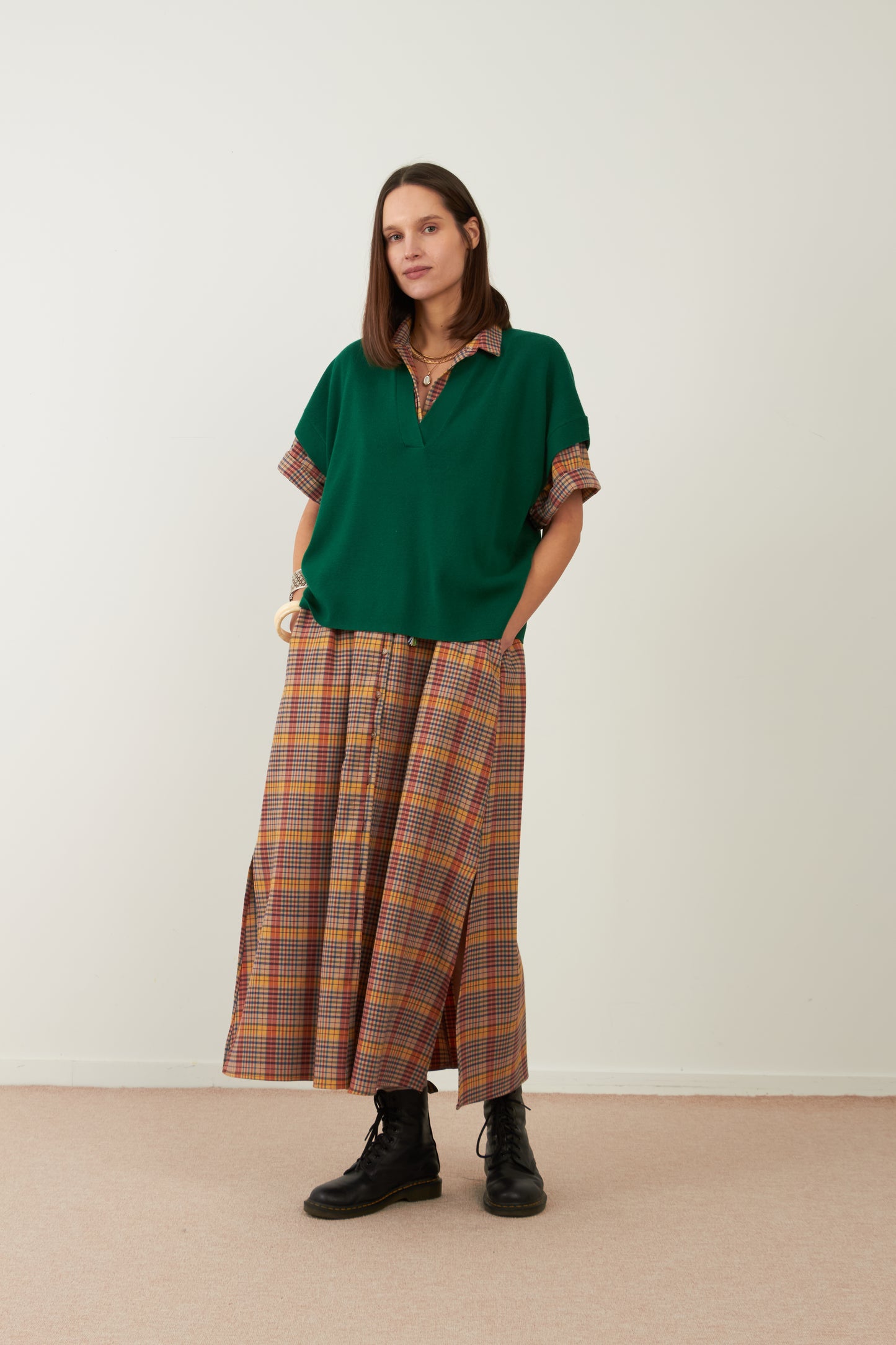 JACKIE SHORT SLEEVE SWEATER - EMERALD