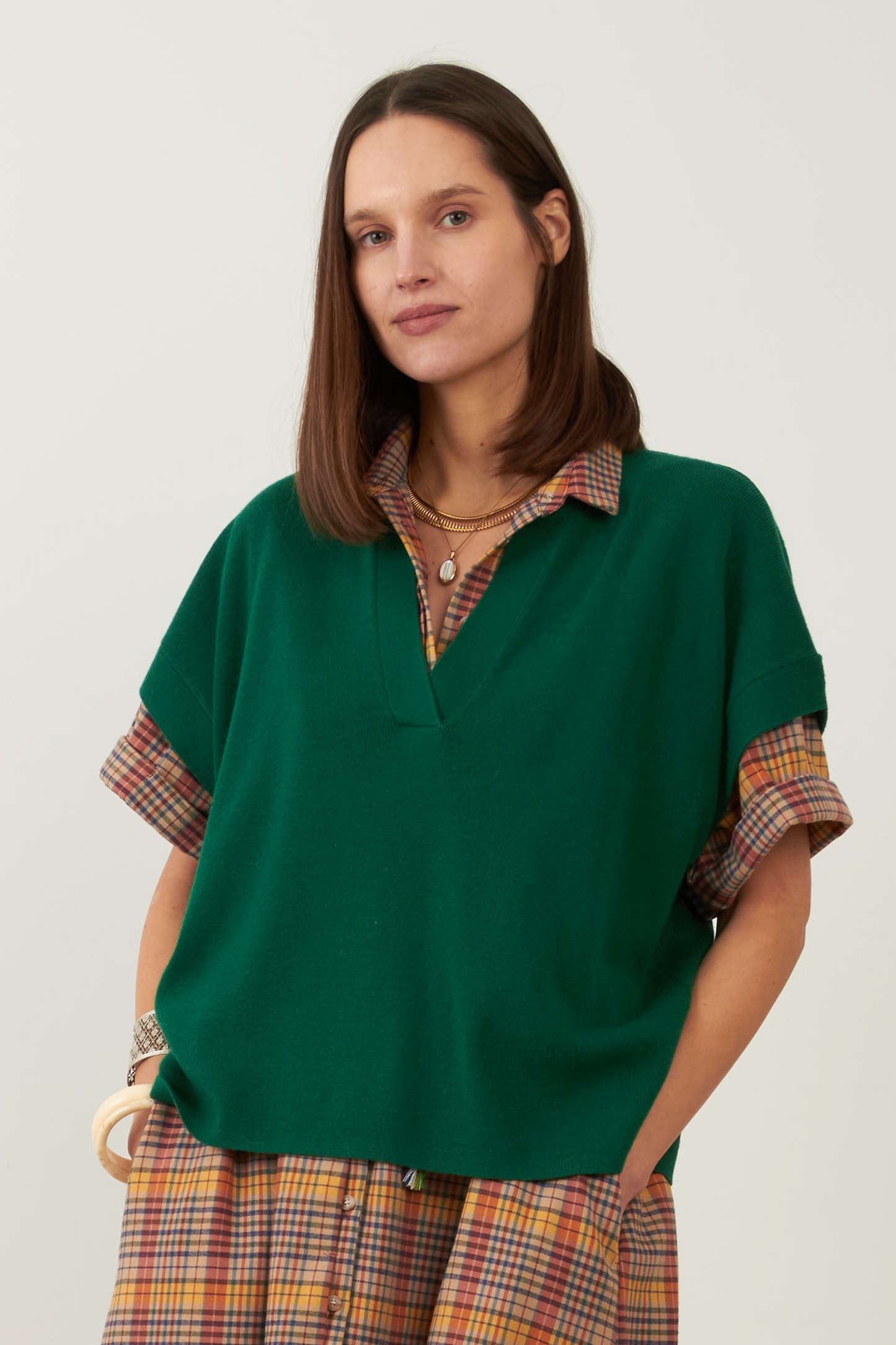 JACKIE SHORT SLEEVE SWEATER - EMERALD